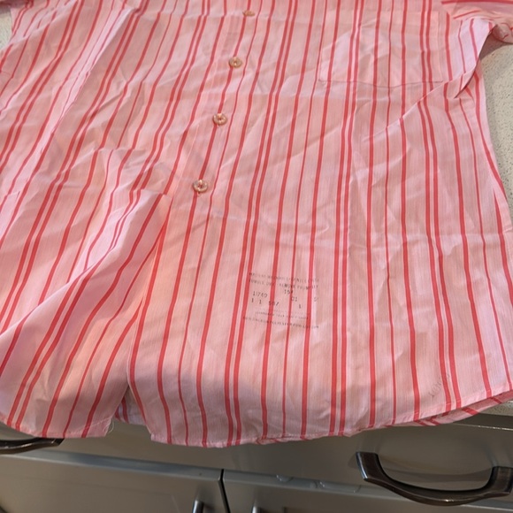 VINTAGE PINK SHORT SLEEVE BUTTON-UP SHIRT - HAMPSHIRE HOUSE BY VAN HEUSEN - - Picture 5 of 14